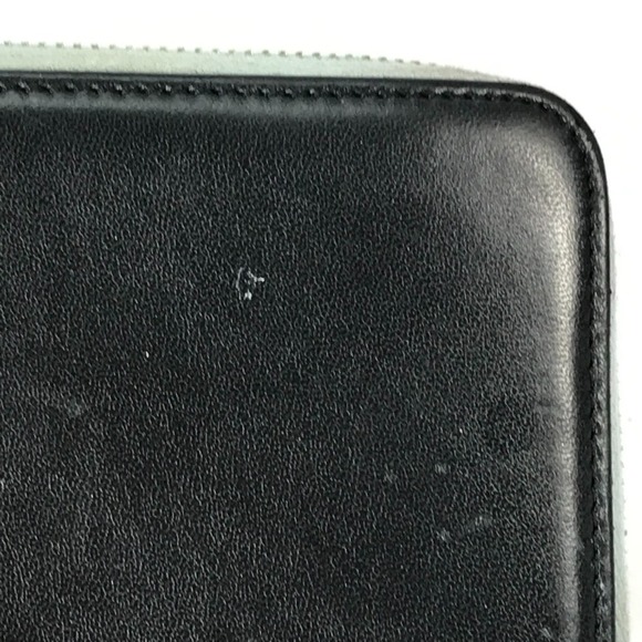 CHANEL Black Leather Wallet - Picture 10 of 16